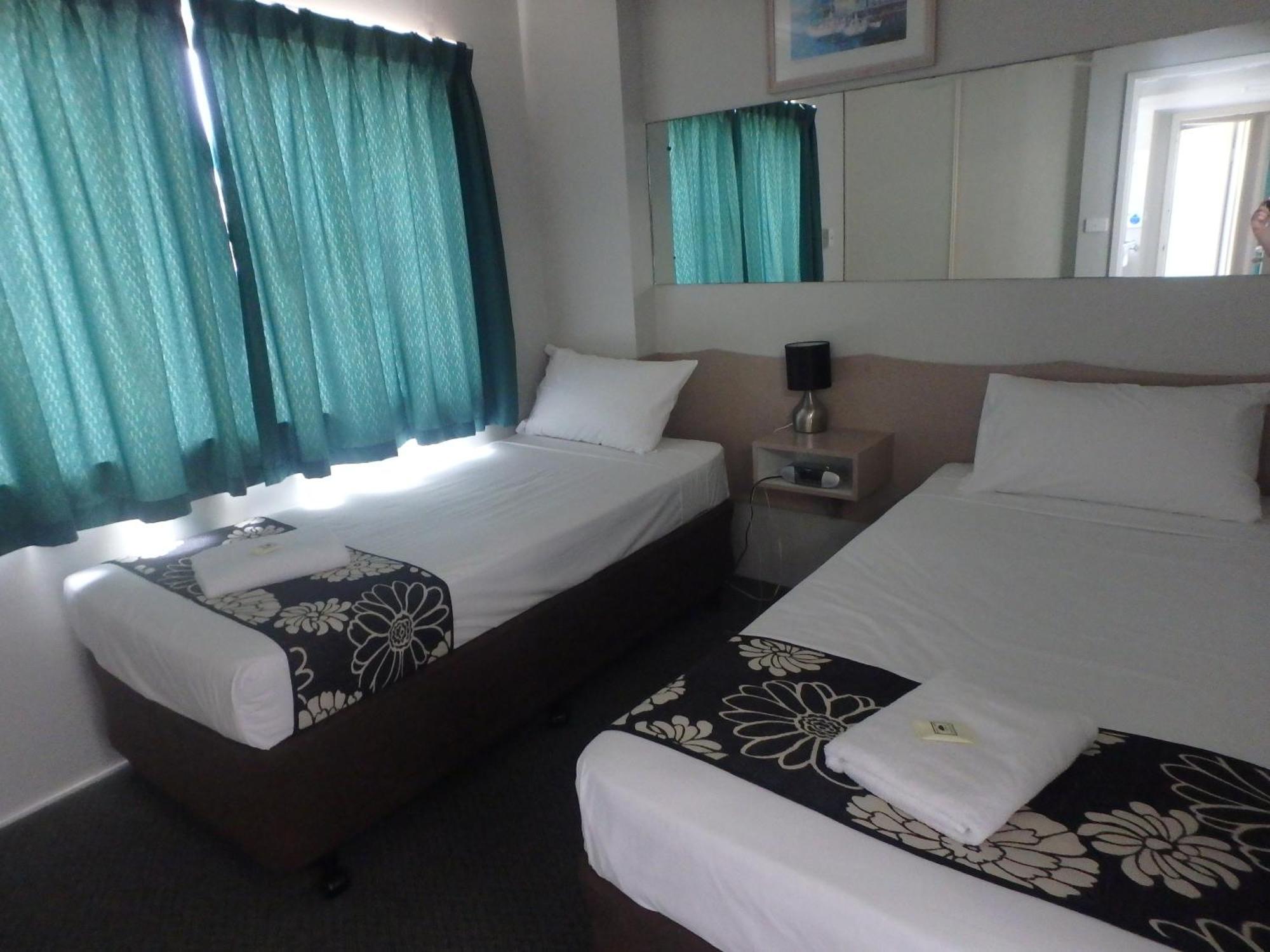גולד קוסט Burleigh Gardens North Hi-Rise Holiday Apartments חדר תמונה
