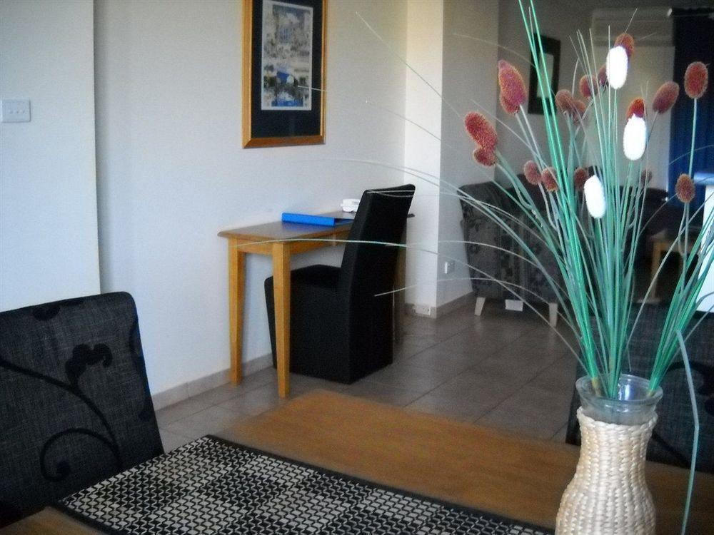 גולד קוסט Burleigh Gardens North Hi-Rise Holiday Apartments מראה חיצוני תמונה